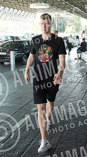 The men's basketball team of Serbia has started gathering before the preparations for the qualification matches for going to the World Championship in August, that is, the European Championship in September.Muska kosarkaska reprezentacija Srbije je