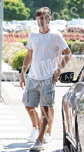 The men's basketball team of Serbia has started gathering before the preparations for the qualification matches for going to the World Championship in August, that is, the European Championship in September.Muska kosarkaska reprezentacija Srbije je