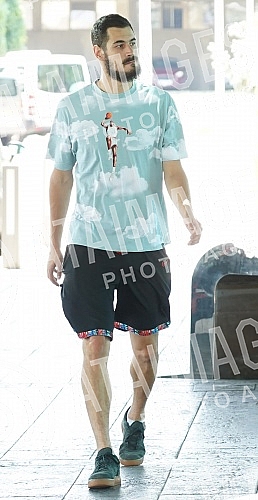 The men's basketball team of Serbia has started gathering before the preparations for the qualification matches for going to the World Championship in August, that is, the European Championship in September.Muska kosarkaska reprezentacija Srbije je