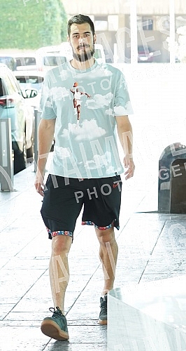 The men's basketball team of Serbia has started gathering before the preparations for the qualification matches for going to the World Championship in August, that is, the European Championship in September.Muska kosarkaska reprezentacija Srbije je