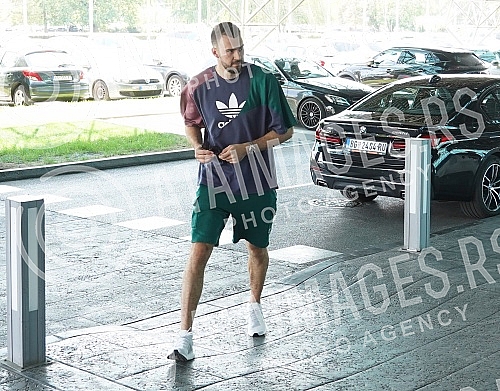 The men's basketball team of Serbia has started gathering before the preparations for the qualification matches for going to the World Championship in August, that is, the European Championship in September.Muska kosarkaska reprezentacija Srbije je