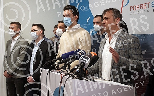 The president of the Movement of Free Citizens (PSG), Sergej Trifunovic, announced today at a press conference that PSG will participate in the elections on June 21.Predsednik Pokreta slobodnih gradjana (PSG) Sergej Trifunovic najavio je danas na k