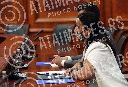 The Prime Minister of the Republic of Serbia, Ana Brnabic, met with the Head of the Office of the United Nations High Commissioner for Refugees in Serbia (UNHCR), Francesca Bonelli.Predsednica Vlade Republike Srbije Ana Brnabic sastala se sa ssefic