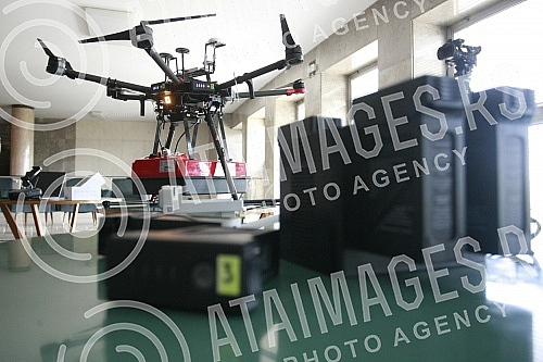 On the occasion of the International Day of Missing Persons, the Palace of Serbia handed over equipment for field research in order to find the remains of persons listed as missing in connection with the armed conflicts in the former Yugoslavia and t