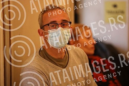 A press conference was held at the National Theater on the occasion of the premiere of the play Orlando by Virginia Woolf, directed by Bojan Djordjev.U Narodno pozoristu odrzana konferencija za novinare  povodom premijere drame Orlando Virdzinije V