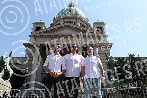 A press conference was held in front of the Serbian Parliament, where Petar Djuric addressed the press, and the reason for the conference was the anniversary of the great July protests, and the announcement of the formation of the political movement 