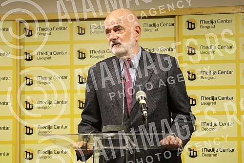 The Freedom and Justice Party, the People's Party, the Democratic Party, the Free Citizens Movement, the Movement for Change, the Free Serbia Movement, the Sloga Trade Union, the Democratic Union of Vojvodina Hungarians and the Civic Platform held a 