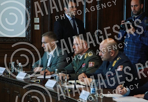 The President of the Republic of Serbia, Aleksandar Vucic, chaired a session of the National Security Council.Predsednik Republike Srbije Aleksandar Vucic predsedavao je  sednicom Saveta za nacionalnu bezbednost. 