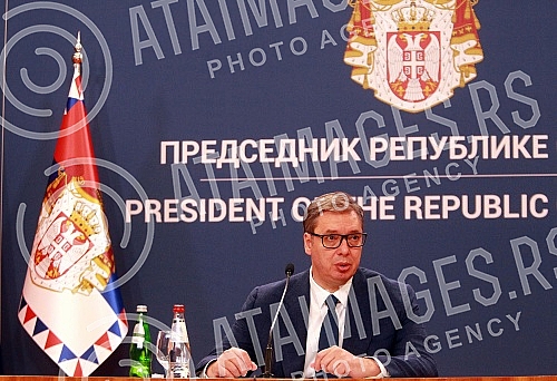 After the meeting with Serbs from Kosovo and Metohija, the President of the Republic of Serbia, Aleksandar Vucic, addressed the public and spoke about the negotiations in Brussels and the situation in Kosovo and Metohija.Posle sastanka sa Srbima sa