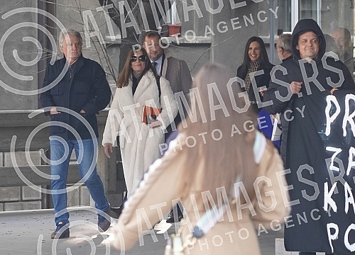 The trial of the owner of the acting school, Miroslav Aleksic, accused of multiple rapes and sexual harassment of the students of his school, continued in the High Court in Belgrade.Sudjenje vlasniku skole glume Miroslavu Aleksicu optuzenom za vise 