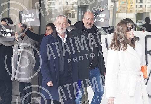 The trial of the owner of the acting school, Miroslav Aleksic, accused of multiple rapes and sexual harassment of the students of his school, continued in the High Court in Belgrade.Sudjenje vlasniku skole glume Miroslavu Aleksicu optuzenom za vise 