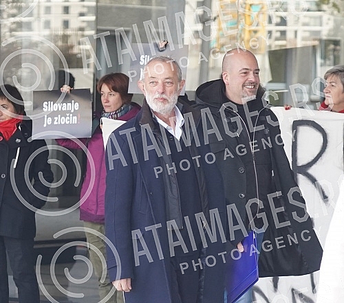 The trial of the owner of the acting school, Miroslav Aleksic, accused of multiple rapes and sexual harassment of the students of his school, continued in the High Court in Belgrade.Sudjenje vlasniku skole glume Miroslavu Aleksicu optuzenom za vise 