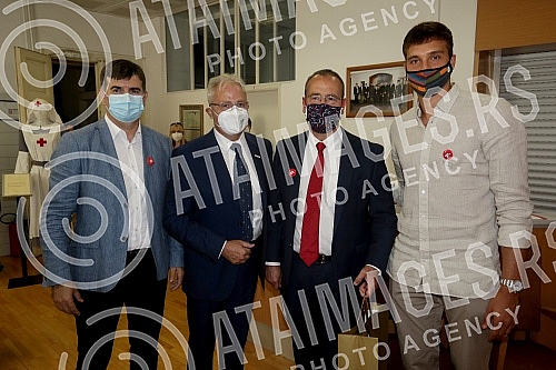 For the tenth time, the US Embassy in Serbia, in cooperation with the  Red Cross of Serbia, marked the anniversary of the tragic attacks on New York and Washington by organizing an action of voluntary blood donation.Ambasada SAD u Srbiji je po deset