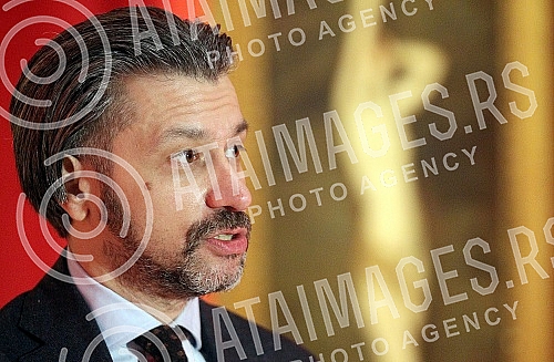 In the gallery of SANU, a press conference was held on the occasion of the opening of the exhibition of paintings by academician Vlaho Bukovac entitled 