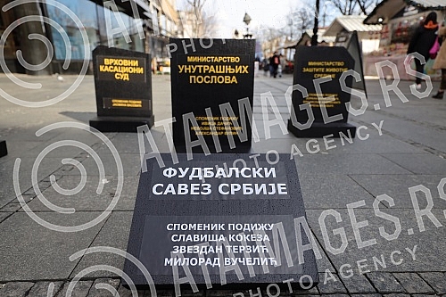 In Knez Mihailova Street, near the Russian Tsar restaurant, a press conference was held by the president of the movement 