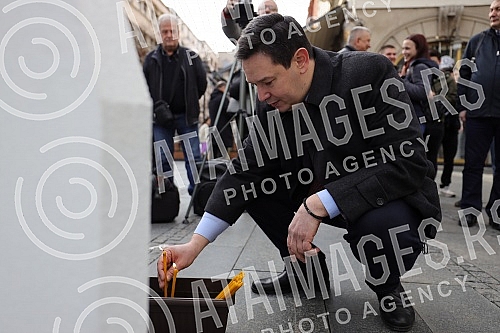 In Knez Mihailova Street, near the Russian Tsar restaurant, a press conference was held by the president of the movement 