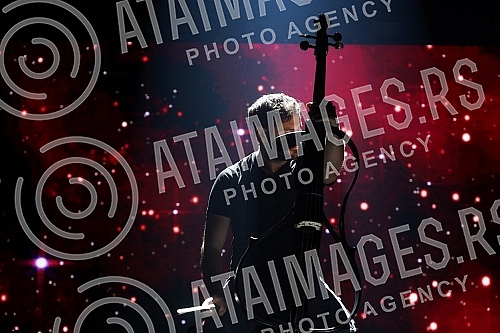 2CELLOS, the duo Luka Sulic and Stjepan Hauser held a concert in Stark Afrena as part of their 2CELLOS world tour, which is their last joint tour.2CELLOS, duo Luka Sulic i Stjepan Hauser odrzao je u sklopu  svetske turneje 2CELLOS, koja im je posle