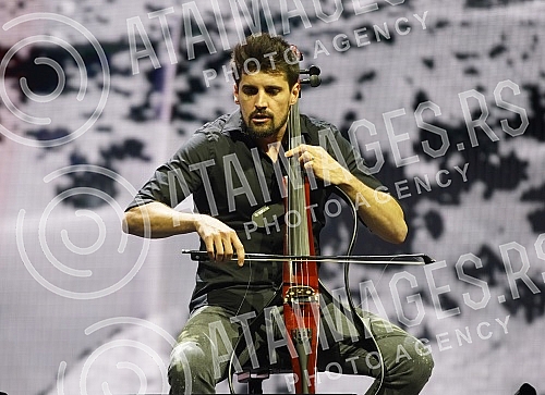 2CELLOS, the duo Luka Sulic and Stjepan Hauser held a concert in Stark Afrena as part of their 2CELLOS world tour, which is their last joint tour.2CELLOS, duo Luka Sulic i Stjepan Hauser odrzao je u sklopu  svetske turneje 2CELLOS, koja im je posle