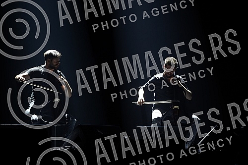 2CELLOS, the duo Luka Sulic and Stjepan Hauser held a concert in Stark Afrena as part of their 2CELLOS world tour, which is their last joint tour.2CELLOS, duo Luka Sulic i Stjepan Hauser odrzao je u sklopu  svetske turneje 2CELLOS, koja im je posle