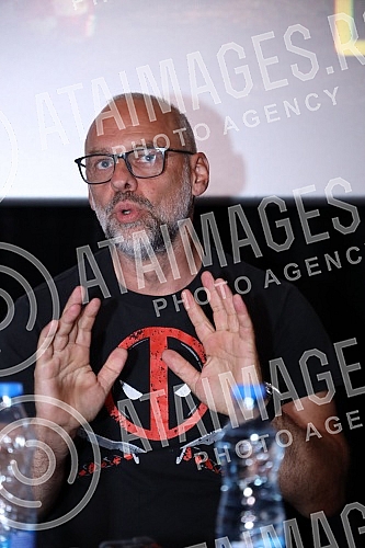 A press conference was held at the Tuckwood Cineplex cinema on the occasion of the cinema launch of the new hit film 