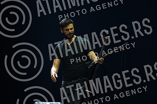 2CELLOS, the duo Luka Sulic and Stjepan Hauser held a concert in Stark Afrena as part of their 2CELLOS world tour, which is their last joint tour.2CELLOS, duo Luka Sulic i Stjepan Hauser odrzao je u sklopu  svetske turneje 2CELLOS, koja im je posle