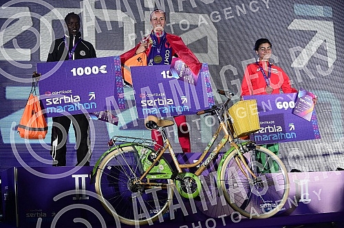 First Comtrade Serbia Marathon in front of the Stark Arena organized by the Athletic Federation of Serbia under the auspices of the City of Belgrade. Prvi omtrade Serbia Marathona ispred Stark arene u organizaciji Atletskog saveza Srbije pod pokrovi