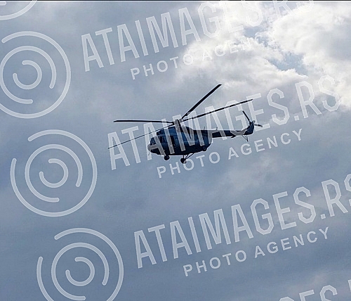 The MI-8 MT helicopter of the transport helicopter squadron of the 93rd Air Base of the Croatian Air Force and Air Defense transports patients to the Split hospitalHelikopter MI-8 MT eskadrila transportnih helikoptera 93. vazduoplovne baze HRZ-a i 