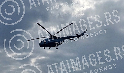 The MI-8 MT helicopter of the transport helicopter squadron of the 93rd Air Base of the Croatian Air Force and Air Defense transports patients to the Split hospitalHelikopter MI-8 MT eskadrila transportnih helikoptera 93. vazduoplovne baze HRZ-a i 