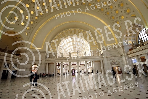 Washington Union Station is the main railroad station, a transportation hub, which opened in 1907, with an annual passenger capacity of just under 5 million, connecting major cities including Baltimore, Philadelphia, New York and Boston.Washington 