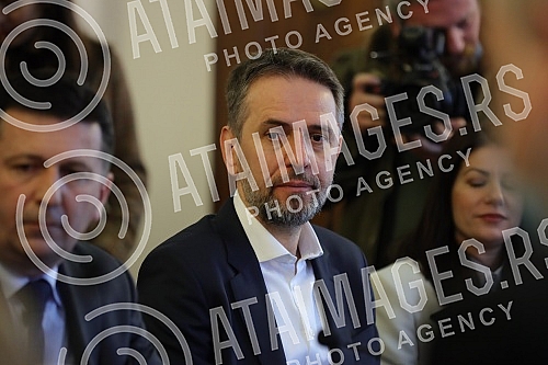 Coalition Sovereignists - Sasa Radulovic, Milan Stamatovic, Jovana Stojkovic submitted the list for the parliamentary elections to the Republic Election Commission.Koalicija Suverenisti - Sasa Radulovic, Milan Stamatovic, Jovana Stojkovic predala j