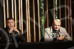 A press conference on the occasion of the Van Gogh group concert in the Kombank Hall was held at the Club Lisbon, and those present were able to see the premiere of the video for the song 