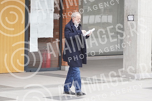 Director Miroslav Mika Aleksic is leaving the Palace of Justice. Reziser Miroslav Mika Aleksic izlazi iz Palate pravde.  