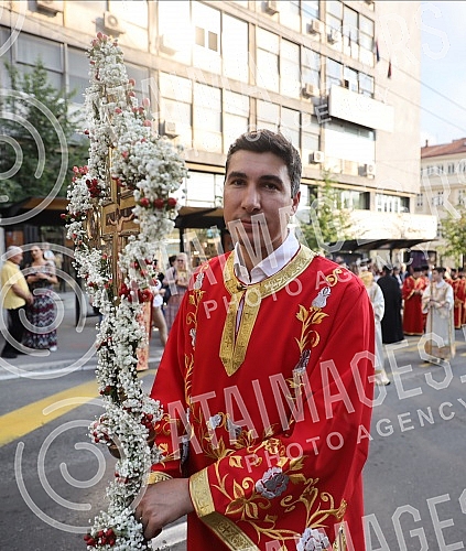 Today, the City of Belgrade celebrates its glory, the Ascension of the Lord - Savior's Day, and on that occasion, this year the Savior's Day liturgy passed through the central city streets and reached the plateau in front of the Temple of St. Sava, w