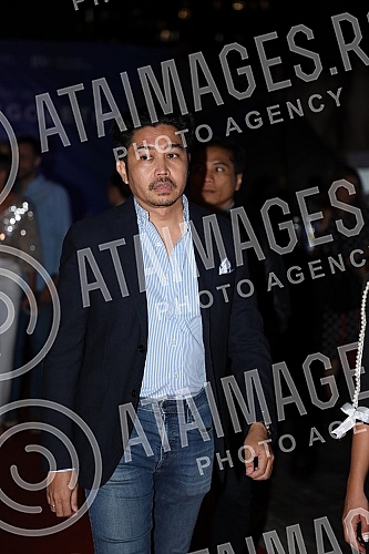 The project Opera on the water on the plateau behind the Geozavod was realized for the fourth time in the capital of Serbia, and the program included an all-evening performance of the opera Rigoletto, in which the main title role was played by the fa