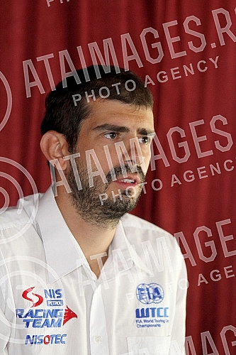 Konferencija za medije Dusana Borkovica vozaca povodom povlacenja iz WTCC i problema sa kolima odrzana u Skadarliji.