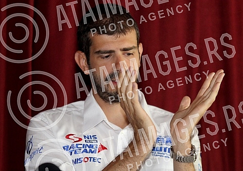 Konferencija za medije Dusana Borkovica vozaca povodom povlacenja iz WTCC i problema sa kolima odrzana u Skadarliji.