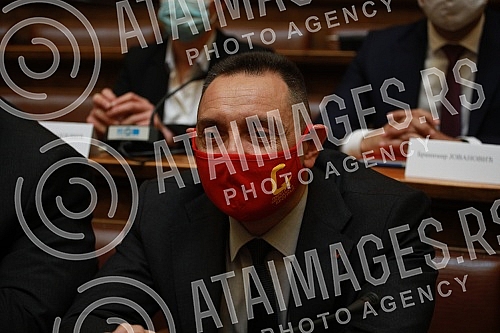 The first inter-party dialogue with representatives of parties that do not want the participation of foreigners is being held in the National assembly today.U Skupstini Srbije danas se odrzava prvi medjustranacki dijalog sa predstavnicima stranaka 