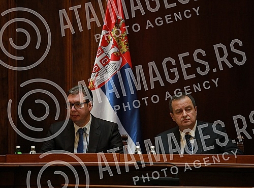 The first inter-party dialogue with representatives of parties that do not want the participation of foreigners is being held in the National assembly today.U Skupstini Srbije danas se odrzava prvi medjustranacki dijalog sa predstavnicima stranaka 