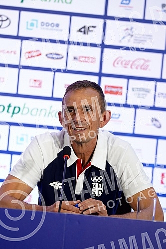 The representative of Serbia in wrestling, Zurab Datunashvili, the winner of the bronze Olympic medal at the Games in Tokyo, arrived in Serbia and on that occasion, a press conference was held at the Nikola Tesla Airport.Reprezentativac Srbije u rv