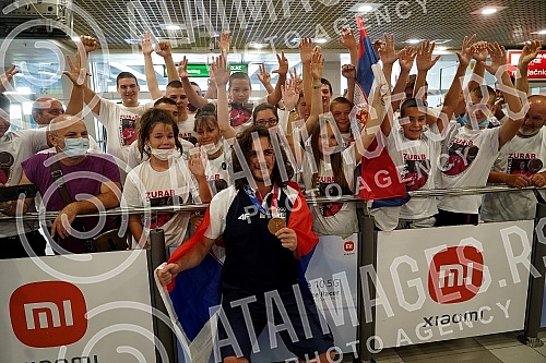 The representative of Serbia in wrestling, Zurab Datunashvili, the winner of the bronze Olympic medal at the Games in Tokyo, arrived in Serbia and on that occasion, a press conference was held at the Nikola Tesla Airport.Reprezentativac Srbije u rv