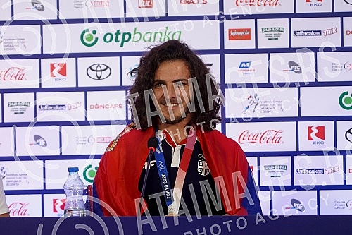 The representative of Serbia in wrestling, Zurab Datunashvili, the winner of the bronze Olympic medal at the Games in Tokyo, arrived in Serbia and on that occasion, a press conference was held at the Nikola Tesla Airport.Reprezentativac Srbije u rv