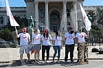 A protest was held in front of the Serbian Parliament by members of the Association of Internet Workers of Serbia over the tax treatment of the jobs they perform.Ispred Skupstine Srbije odrzan je protest clanova Udruzenja internet radnika Srbije zb