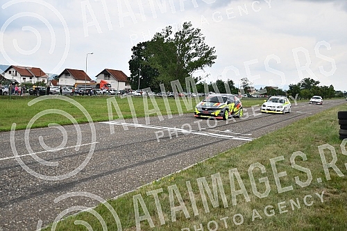 At the Kraljevo autodrome Beranovac, the National Championship in motoring on circular tracks called the Kings' Award 2022 was held.Na kraljevackom autodromu Beranovac odrzan je Nacionalni sampionat u automobilizmu na kruznim stazama pod nazivom Na