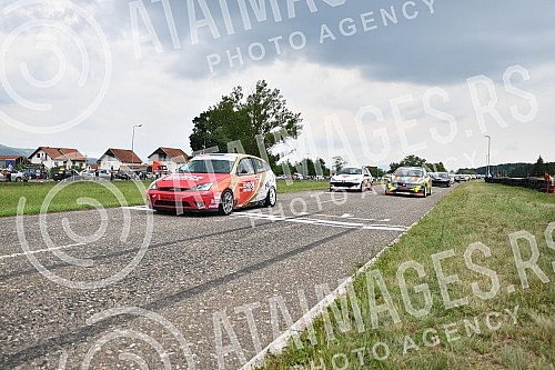 At the Kraljevo autodrome Beranovac, the National Championship in motoring on circular tracks called the Kings' Award 2022 was held.Na kraljevackom autodromu Beranovac odrzan je Nacionalni sampionat u automobilizmu na kruznim stazama pod nazivom Na