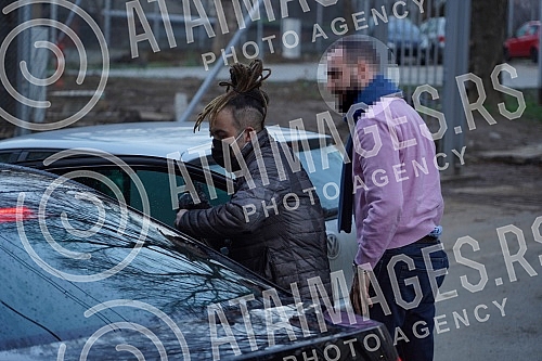 The First Basic Court in Belgrade today lifted the custody of rapper Stefan Djuric Rasta, in which he has been since October 3, 2020, after the police found drugs in his possession. Prvi osnovni sud u Beogradu ukinuo je danas pritvor reperu Stefanu