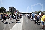 Workers of Kragujevac's Fiat blocked the highway near the Sava Center in Belgrade, as they announced because even after several rounds of negotiations they did not reach a solution with the Government of Serbia and the company on guarantees that ther