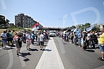 Workers of Kragujevac's Fiat blocked the highway near the Sava Center in Belgrade, as they announced because even after several rounds of negotiations they did not reach a solution with the Government of Serbia and the company on guarantees that ther