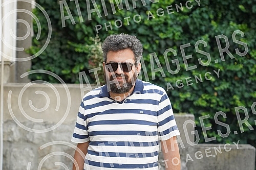 On the occasion of the beginning of the filming of the second season of the series 