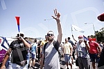 Workers of Kragujevac's Fiat blocked the highway near the Sava Center in Belgrade, as they announced because even after several rounds of negotiations they did not reach a solution with the Government of Serbia and the company on guarantees that ther