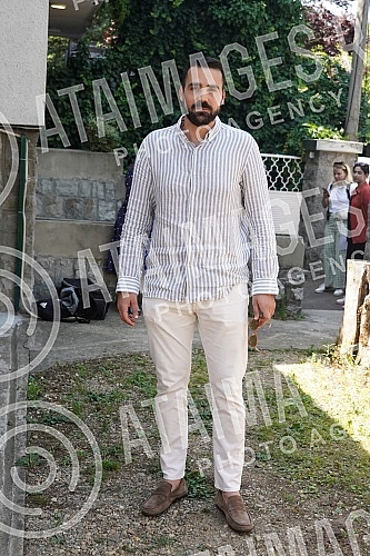 On the occasion of the beginning of the filming of the second season of the series 